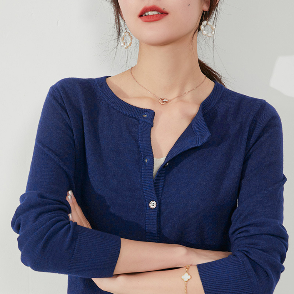 カーディガン ショート 通販 羽織り 羽織 長袖 ショート丈 ラウンドネック ウール ボタン クルーネック シンプル 上品 レディース 婦人服 アウター カーディガン | BACKYARD FAMILY | 04