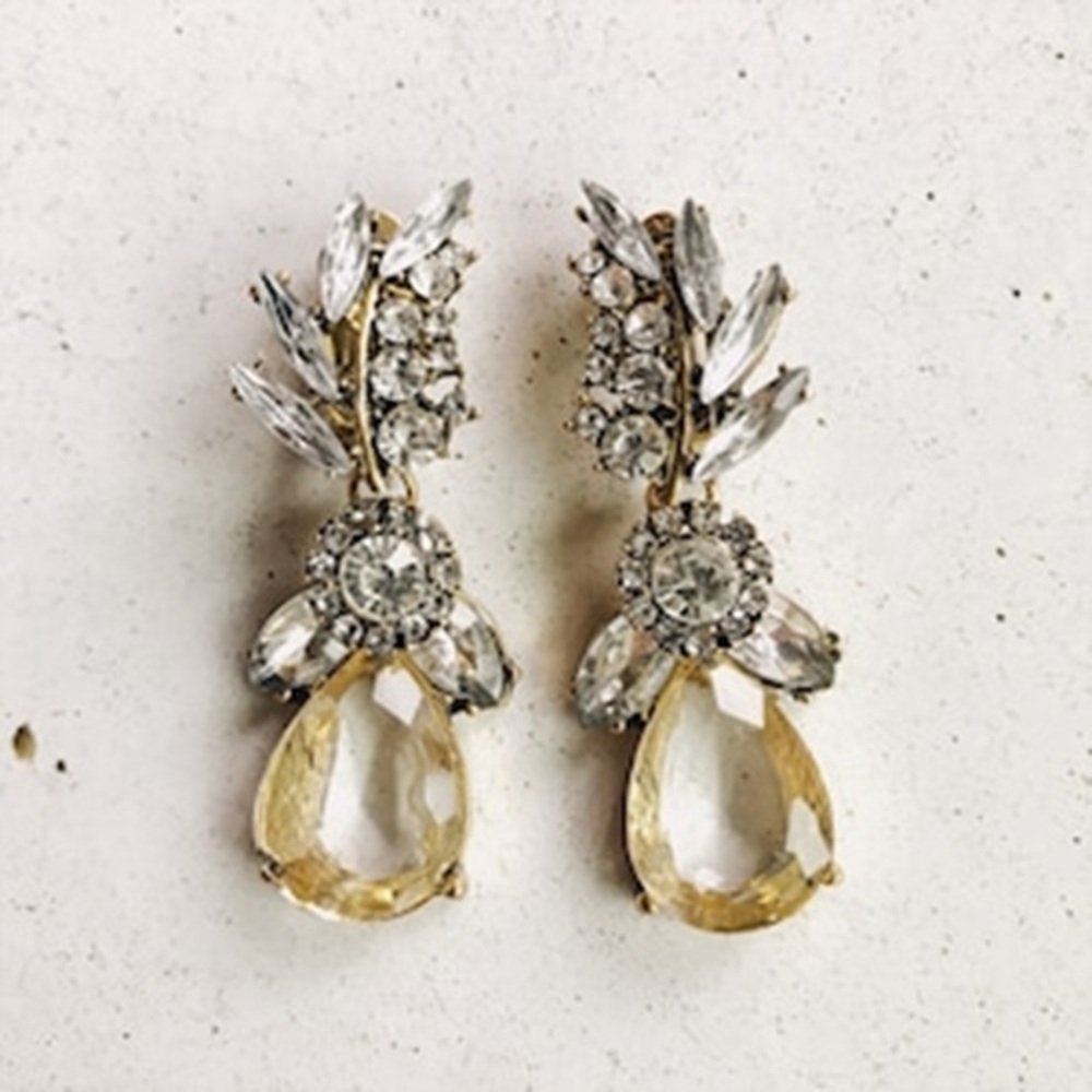 ブライダル ピアス 大ぶり 通販 ブライダルピアス ブライダルアクセサリー ウェディングアクセサリー 揺れるタイプ ゆれる 結婚式 花嫁 新婦 披露宴 ブライダル |  | 01