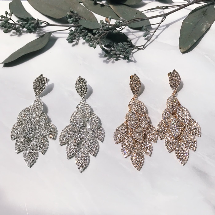 ブライダル ピアス 大ぶり 通販 ブライダルピアス ブライダルアクセサリー ウェディングアクセサリー リーフモチーフ 揺れるタイプ ゆれる 結婚式 ブライダル |  | 13