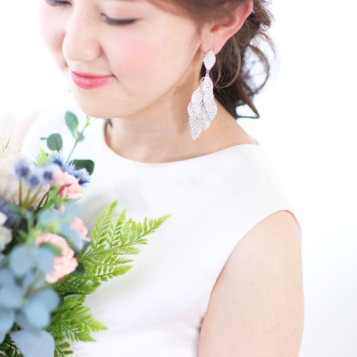 ブライダル ピアス 大ぶり 通販 ブライダルピアス ブライダルアクセサリー ウェディングアクセサリー リーフモチーフ 揺れるタイプ ゆれる 結婚式 ブライダル |  | 07
