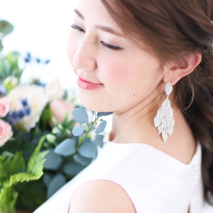 ブライダル ピアス 大ぶり 通販 ブライダルピアス ブライダルアクセサリー ウェディングアクセサリー リーフモチーフ 揺れるタイプ ゆれる 結婚式 ブライダル |  | 09