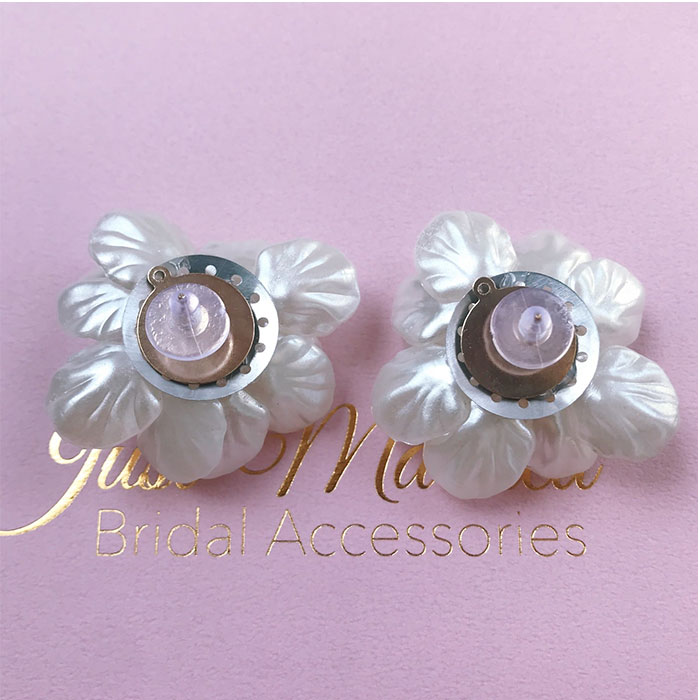 ブライダル ピアス 大ぶり 通販 ブライダルピアス ブライダルアクセサリー ウェディングアクセサリー 花モチーフ 花型 揺れない 結婚式 花嫁 新婦 ブライダル |  | 02