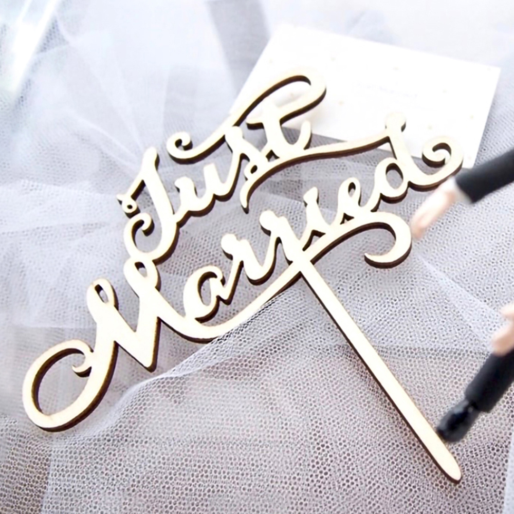 ケーキトッパー 結婚式 通販 ケーキ トッパー ウェディングケーキトッパー ウェディング ブライダル Just Married 筆記体 文字 木製 ケーキトッパー |  | 01