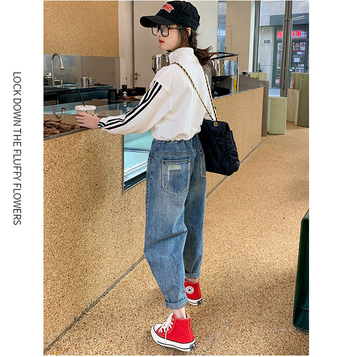 デニムパンツ キッズ 女の子 通販 テーパードパンツ ジーパン ジーンズ 長ズボン ズボン パンツ 子供服 動きやすい 楽ちん デニム ウエストゴム デニムパンツ |  | 08