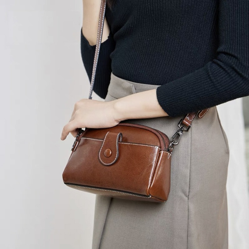 ショルダーバッグ レディース 通販 本革 本革バッグ ハンドバッグ ミニショルダーバッグ 斜めかけバッグ 斜めかけ 肩掛け ミニバッグ シンプル 上品 レザー | BACKYARD FAMILY | 01