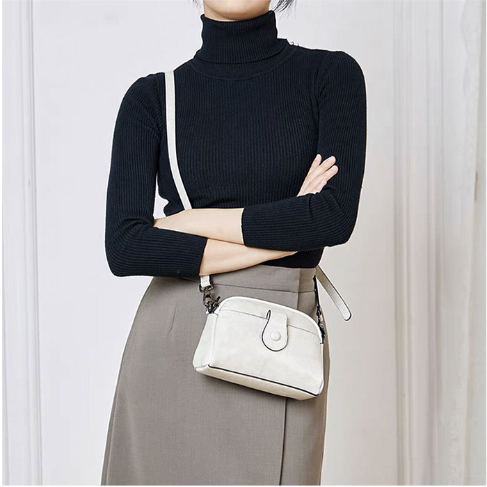 ショルダーバッグ レディース 通販 本革 本革バッグ ハンドバッグ ミニショルダーバッグ 斜めかけバッグ 斜めかけ 肩掛け ミニバッグ シンプル 上品 レザー | BACKYARD FAMILY | 17