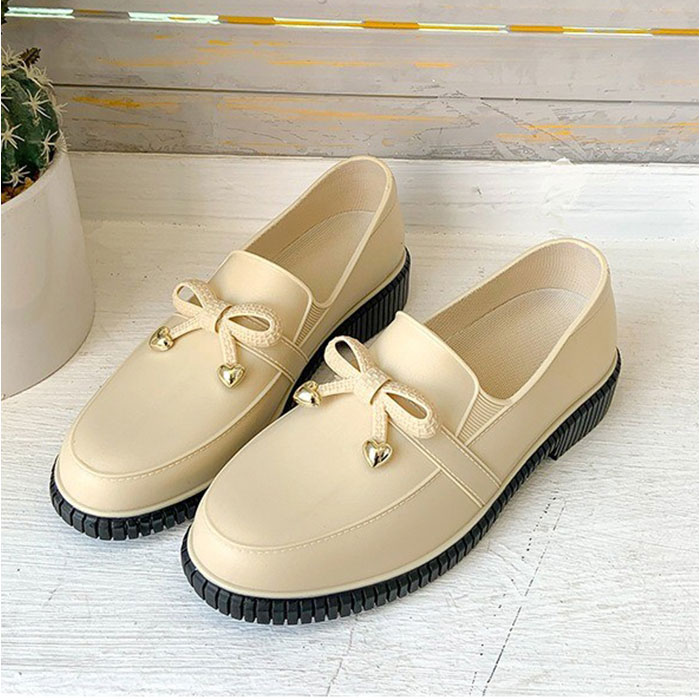 レインシューズ レディース おしゃれ 通販 レインローファー カジュアルシューズ 雨靴 靴 シューズ レイングッズ ローヒール 雨晴れ兼用 レインシューズ |  | 12