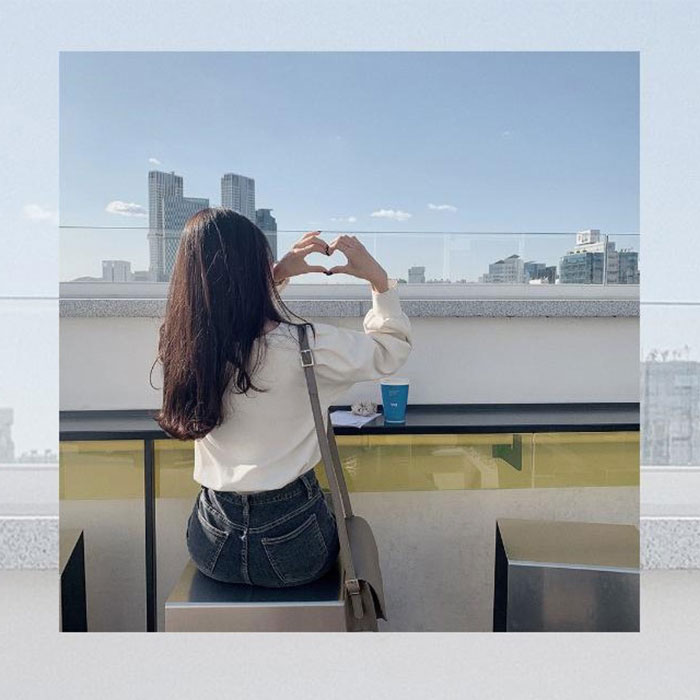 レディース ブラウス 長袖 おしゃれ 通販 バルーンスリーブ パフスリーブ 春 秋 シンプル 無地 きれいめ 上品 オフィスカジュアル 通勤 オフィス レディース |  | 06