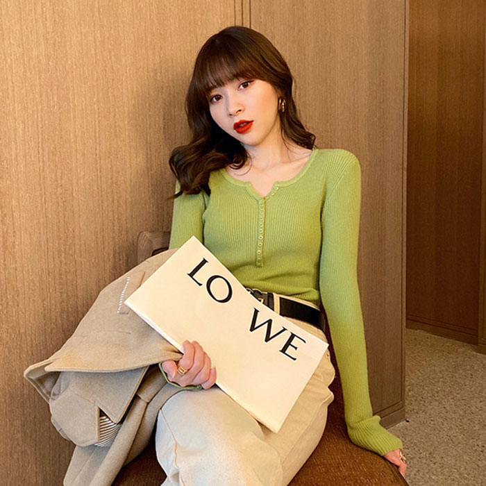 インナーニット トップス 通販 長袖ニット レディース 薄手 Vネック リブニット ニット 長袖 きれいめ レイヤード フロントボタン シンプル 無地 インナーニット |  | 06