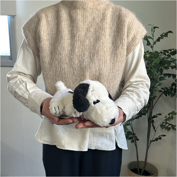 スヌーピー ぬいぐるみ ふわふわ 通販 はいはい Sサイズ SNOOPY ピーナッツ PEANUTS キャラクターグッズ 寝そべり かわいい 可愛い 大人 子供 こども スヌーピー | BACKYARD FAMILY | 12