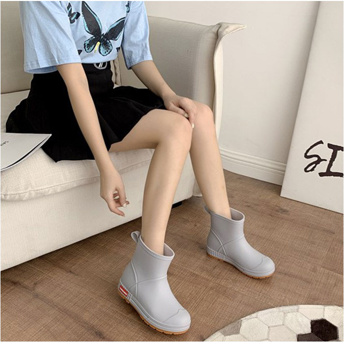 レインブーツ レディース ショート 通販 ウォーターブーツ 長靴 雨靴 防水シューズ ラバーシューズ ショートブーツ 滑り止め 防水性 男女兼用 レインブーツ |  | 05