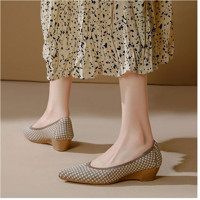 パンプス ニット 痛くない レディース 通販 フラットシューズ ぺたんこ レディース靴 婦人靴 ニット素材 ウェッジソール ポインテッドトゥ ローヒール パンプス |  | 06