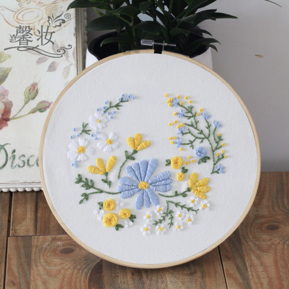 刺繍キット 刺繍セット 通販 初心者 キット 手芸 刺繍 ボタニカル 刺しゅう セット 花 刺しゅうキット ハンドメイド 簡単 手芸キット 刺繍枠 刺繍糸 |  | 01