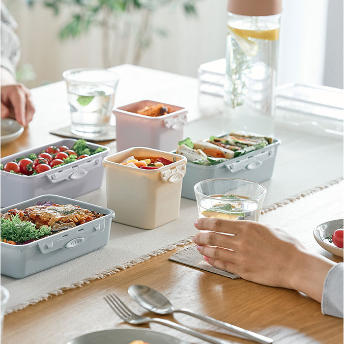 push&push ランチボックス 400ml 通販 弁当箱 お弁当箱 おかず入れ フードコンテナ 保存容器 1段 一段 ワンプッシュ おしゃれ 本体のみ 電子レンジ対応 |  | 15