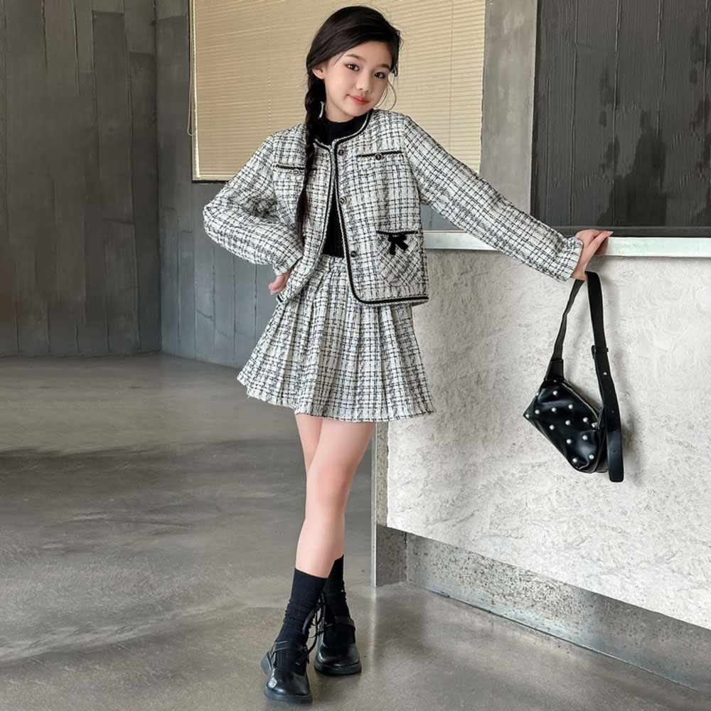 フォーマル スーツ 女の子 通販 ジャケット スカート ミニ ミニスカート フォーマルスーツ 子ども服 子供服 セットアップ 上下セット 上下 フォーマル |  | 02