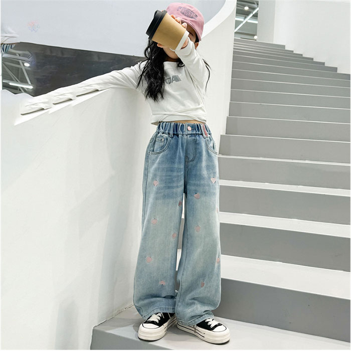 ワイドパンツ キッズ 女の子 通販 ハート 刺繍 デニム デニムパンツ ロングパンツ パンツ 長ズボン ズボン ジーンズ ジーパン ボトムス ワイドパンツ | BACKYARD FAMILY | 04