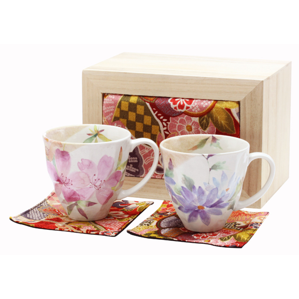 ペアマグカップ 木箱入り 通販 日本製 ペア マグカップ マグ カップ コップ 陶器 セラミック お揃い 夫婦 岐阜県多治見 美濃焼 ＆藍 ちりめん木箱 還暦祝い |  | 01