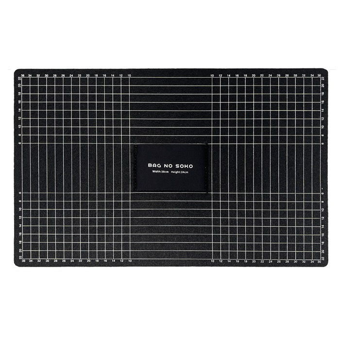 バッグ 底板 フェルト生地 通販 眼線入り フェルト シークレットポケット 隠しポケット ポケット 簡単にカット 使いやすい シークレットポケット付き バッグ |  | 02