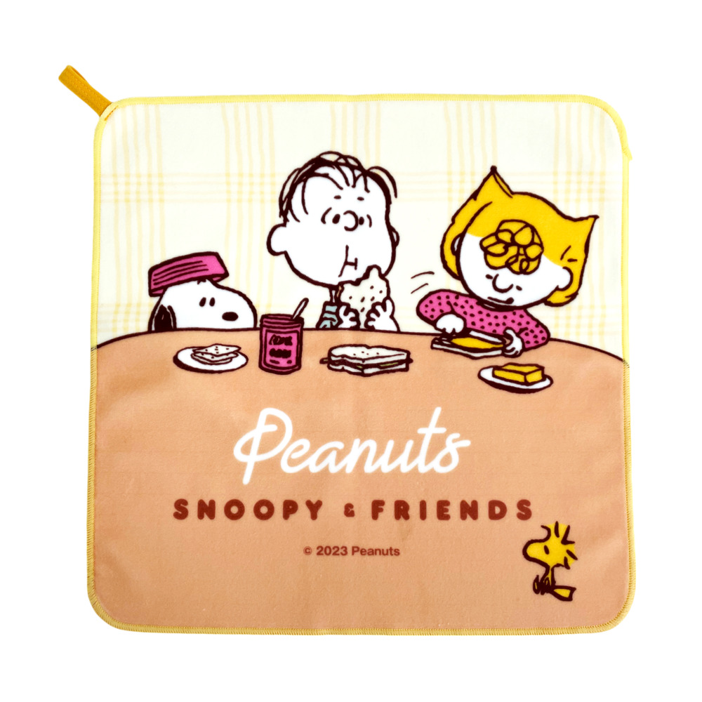 ランチマット おしゃれ 通販 日本製 スヌーピーくるピタランチマット ランチクロス ランチョンマット 約35× 35cm お弁当包み お弁当袋 弁当袋 ランチマット |  | 02