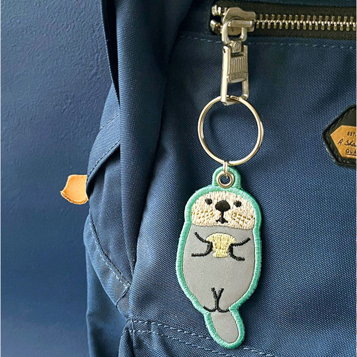 リフレクター キーホルダー 大人 通販 キーリング キーチャーム 反射キーホルダー チャーム 通学 通勤 反射 夜間 刺繍 交通安全 おしゃれ オシャレ リフレクター |  | 13