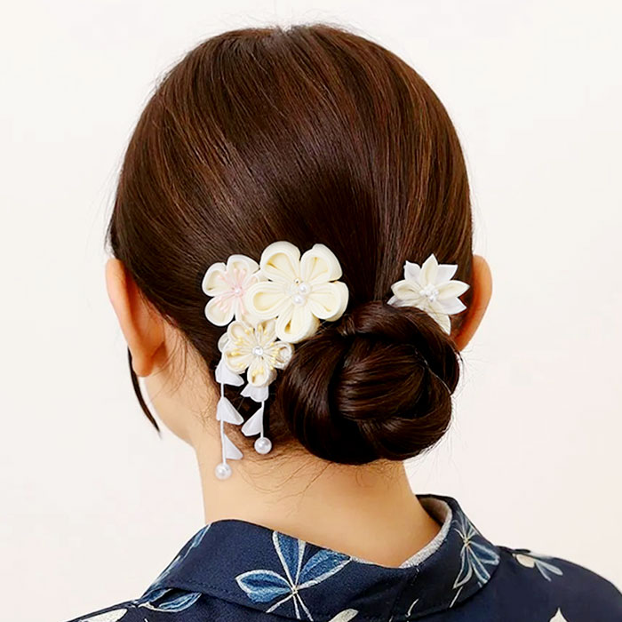 和装 髪飾り 通販 ヘアアクセサリー ヘアアクセ つまみ細工 へッドアクセサリー 着物 髪飾りセット uピン コーム ピン ヘアピン まとめ髪 お団子 ヘア 和装 |  | 06