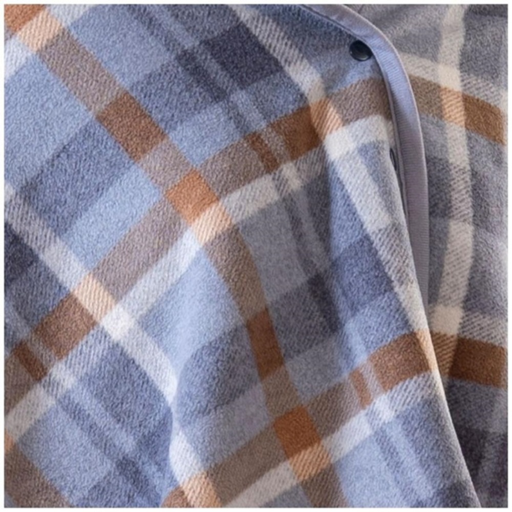 ブランケット ひざ掛け 通販 膝掛け 膝掛 ひざかけ 毛布 あたたかい 暖かい あったか 軽量 軽い 保温 ボタン付き ポケット付き スナップボタン ブランケット |  | 02