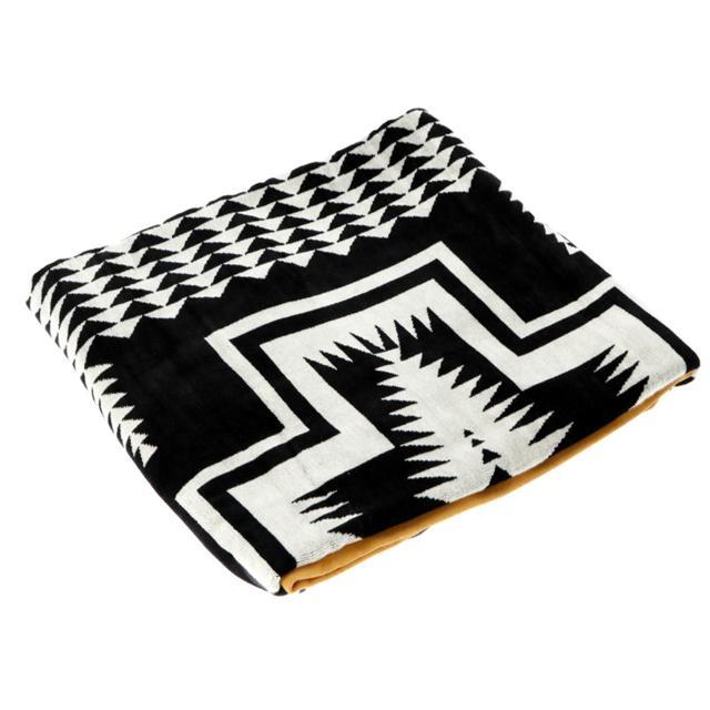 ペンドルトン タオル 通販 PENDLETON ブランケット XB233 タオルブランケット オーバーサイズ ジャガードタオル おしゃれ 大判 ブランド ひざ掛け ペンドルトン |  | 10