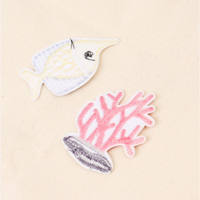 海の生き物 ワッペン 刺繍 通販 アップリケ 刺繍ワッペン 刺繍アップリケ かわいい ワンポイント 大きい おしゃれ おさかな イルカ サメ カメ 貝 海の生き物 | BACKYARD FAMILY | 08