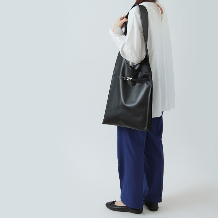 ポンタタ バッグ pomtata ショルダーバッグ MOT TOTE 肩がけ 本革 A4 