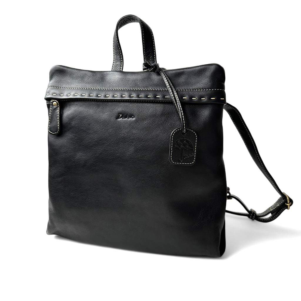 Dakota ダコタ バッグ シャーロット リュック 1034649 撥水加工牛革 バッグ レディース リュック リュックサック バックパック デイパック ギフト 旅行 旅行バッグ トラベルバッグ 小旅行 おしゃれ プレゼント ブランド Dakota（ダコタ） シャーロット リュック 1034649 撥水加工牛革 バッグ