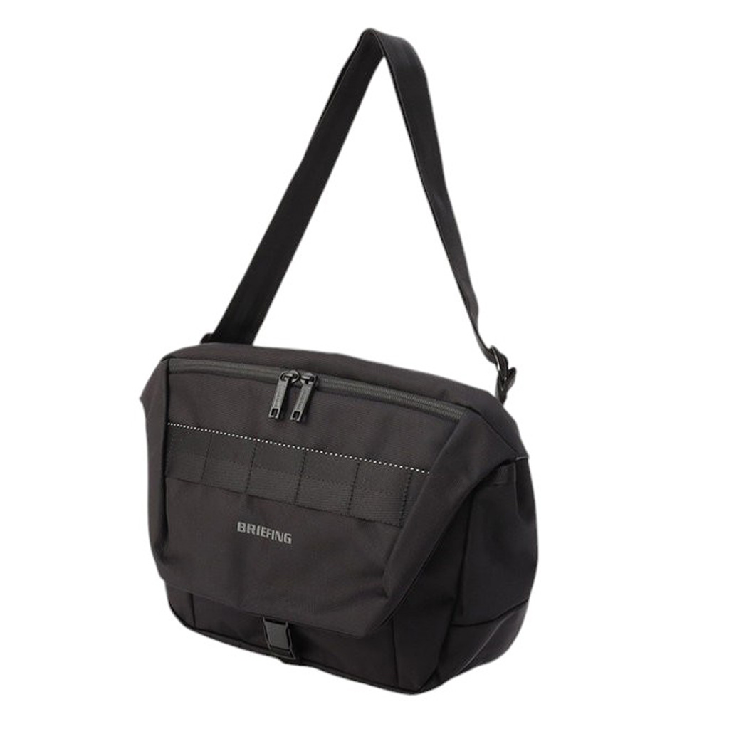 BRIEFING ブラック メッセンジャーバッグ+ショルダーパッド美品 BRIEFING ブラック メッセンジャーバッグ+ショルダーパッド美品