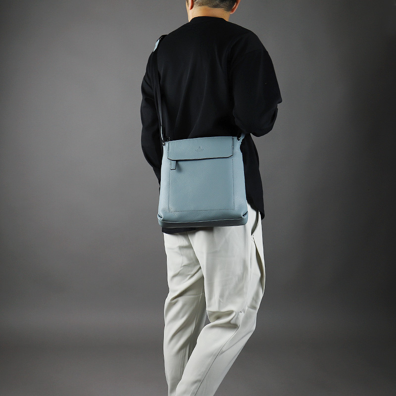 LANVIN COLLECTION ランバンコレクション カンヌ ショルダーバッグ 斜め掛けバッグ 肩掛け 285111 B5 A5 軽量 牛革 本革 撥水 軽量 レザー メンズ 正規品の画像