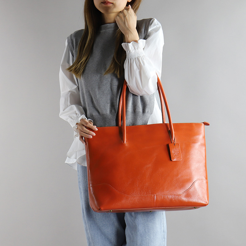 ツェハ／激渋育ち具合／トートバッグ／最高級姫路レザー／MADE IN JAPAN Zeha（ツェハ） トートバッグ B4 A4 大容量 牛革 本革 レザー 姫路