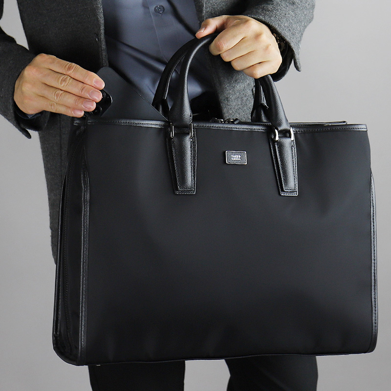 【未使用級】コーチ 70443 ビジネスバック レザー×ナイロン A4可 PC可 未使用級】コーチ 70443 ビジネスバック レザー×ナイロン A4可 PC可 未