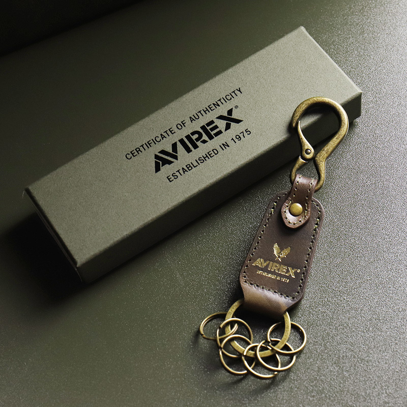 AVIREX レザーベルト キーホルダー付き 新品未使用 AX4079Aタグ付き AVIREX（アヴィレックス） キーホルダー AVIREX KEY HOLDER ”EMBOSSED