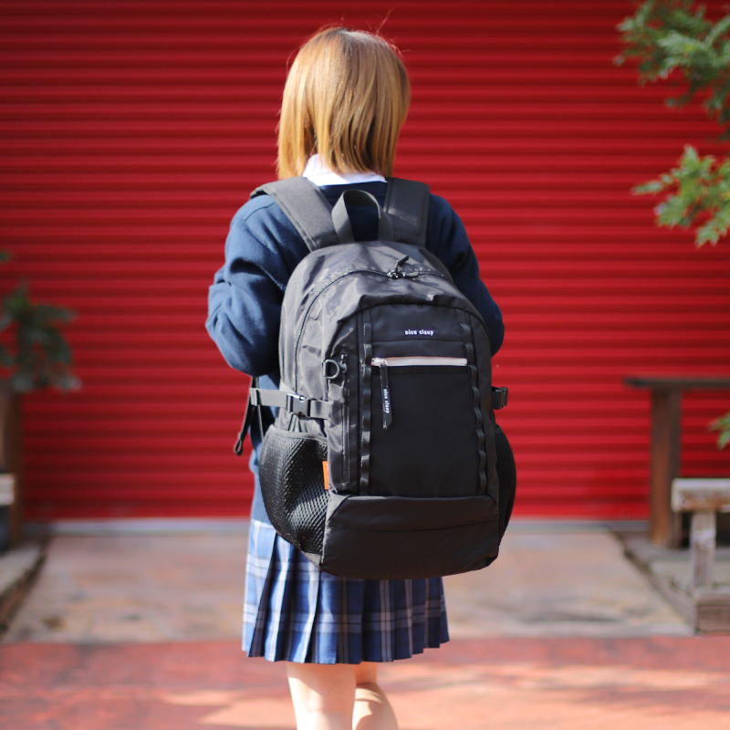 NICE CLAUP ナイスクラップ リュック デイパック 34L A4 B4 軽量 大容量 通学 中学生 高校生 PC収納 撥水 多機能 女子 女の子 スクール スポーツ ブランド NC414の画像