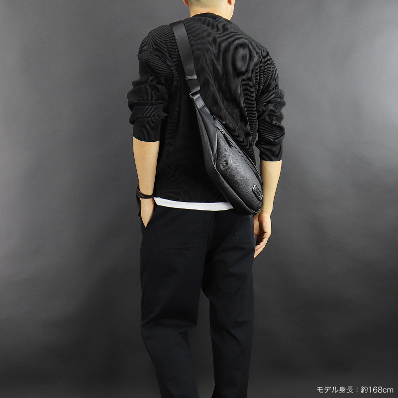 NICOLE（ニコル） リープス ボディバッグ ワンショルダーバッグ 斜め