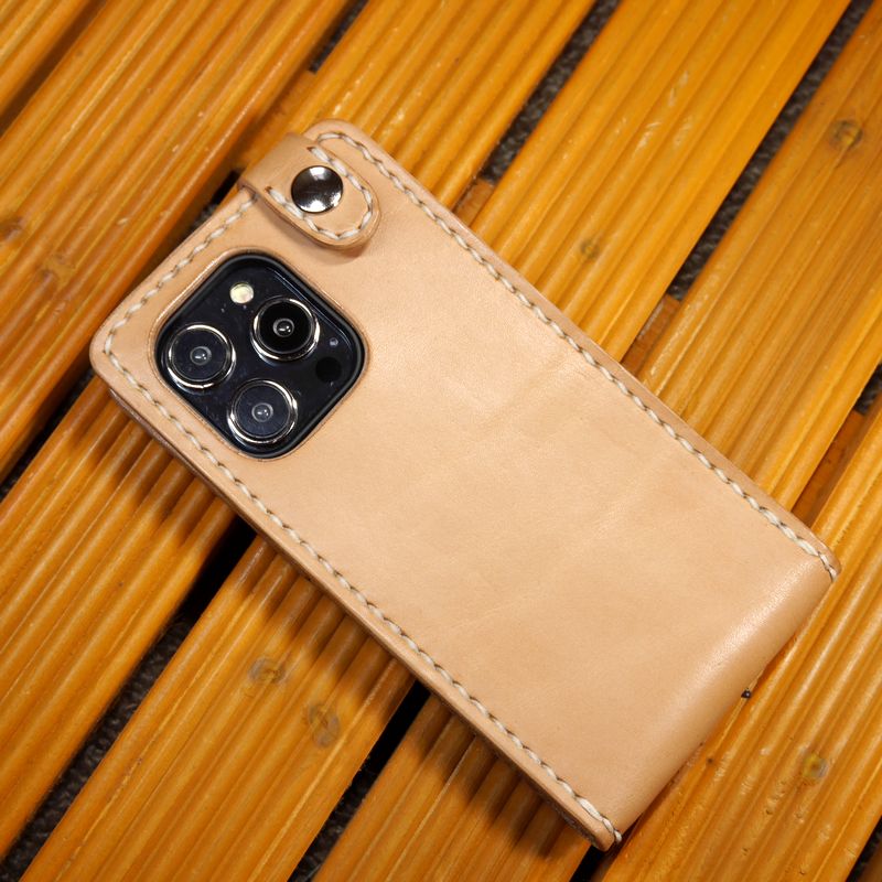 iPhone12 アイフォン 本革 レザーケース 縦開き レザー好きな方に スタンド付スマホケース 栃木レザー 【 縦開き Sジーンズ