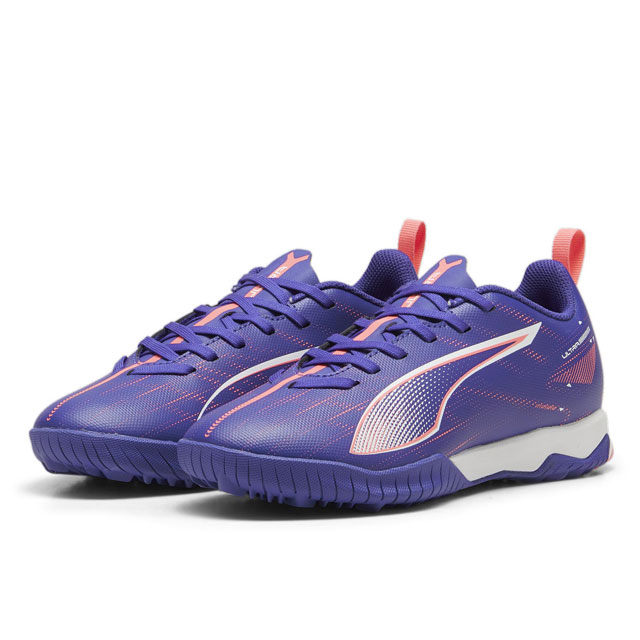 PUMA サッカー、フットサル スパイク シューズ（色：ネイビー系