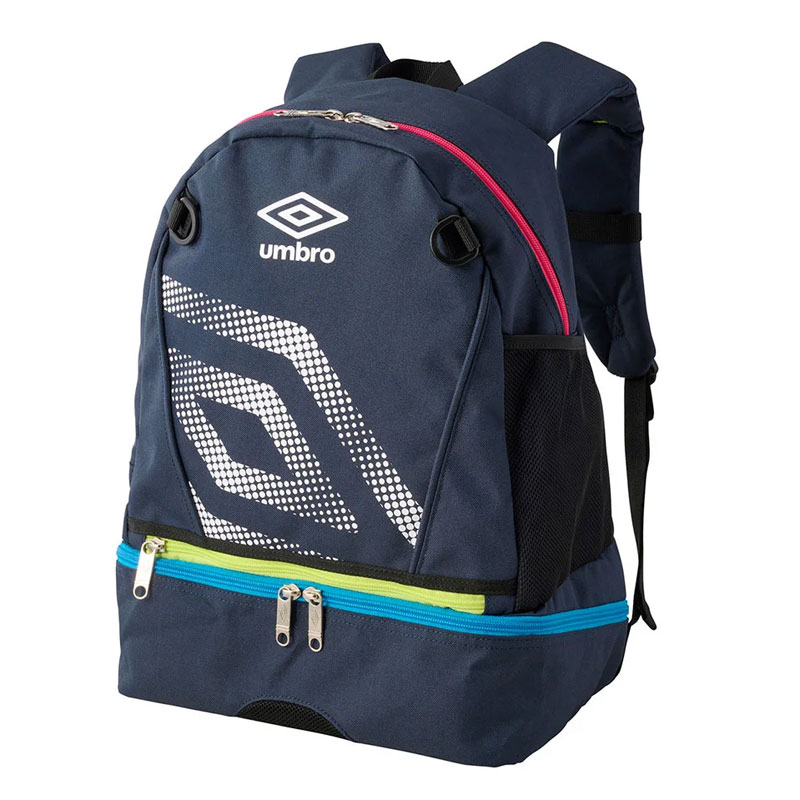 【新品・美品】ジュニア サッカー バックパック ボールバッグ ボストンバッグ umbro サッカー、フットサル バッグ｜サッカー、フットサル