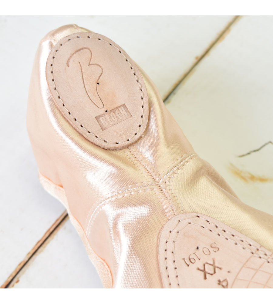 BLOCH ブロック エレガンスストレッチポワントシューズ S0191L