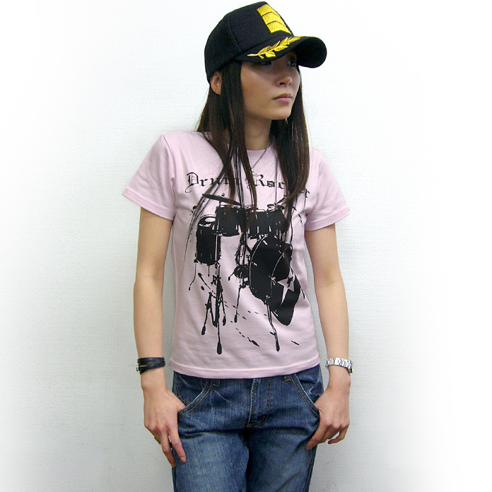 ロックTEE / Drum Rocker2 Tシャツ (ライトピンク) -X- 半袖 桃色 ももいろ 楽器 ドラム ドラマー バンド ライブ フェス ロックンロール ROCKNROLL | レディースセレクト | 01