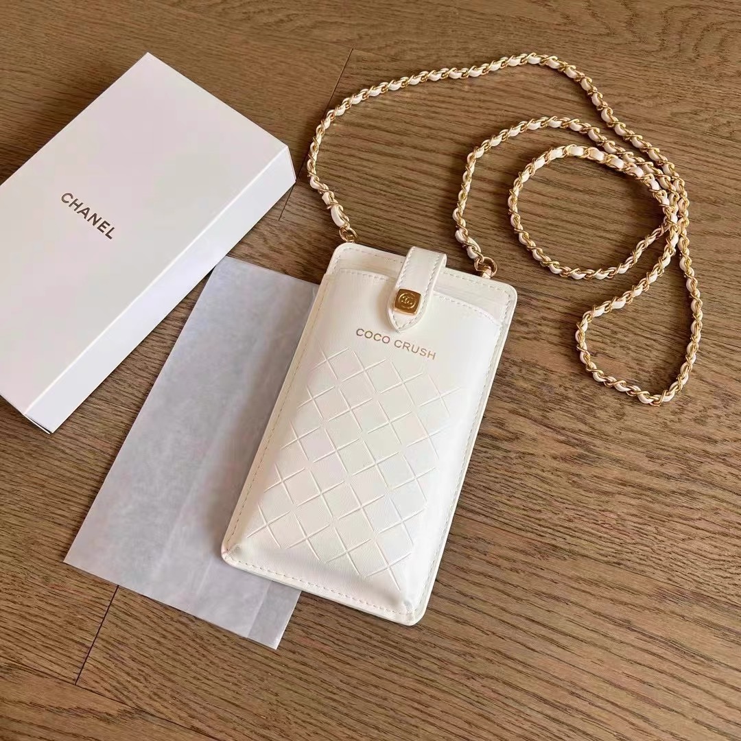 ノベルティ】 シャネル CHANEL スマホポーチ ポーチ ショルダー