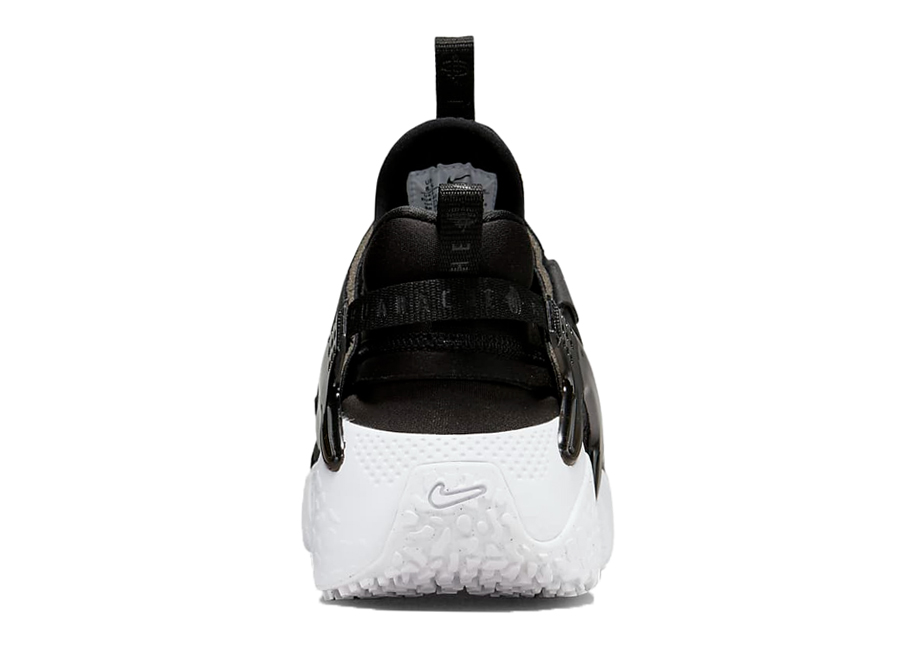 NIKE（ナイキ） 女性 レディース W AIR HUARACHE CRAFT ウィメンズ