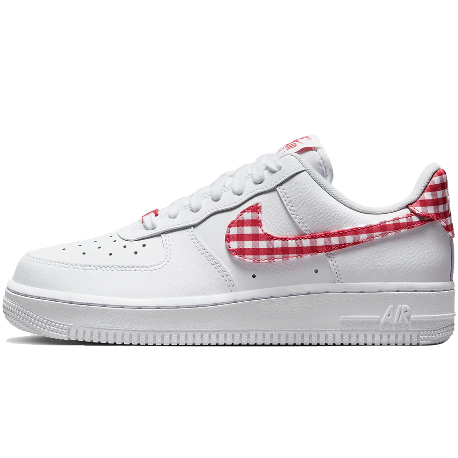 NIKE 女性 ナイキ レディース WMNS AIR FORCE 1 '07 ESS ウィメンズ