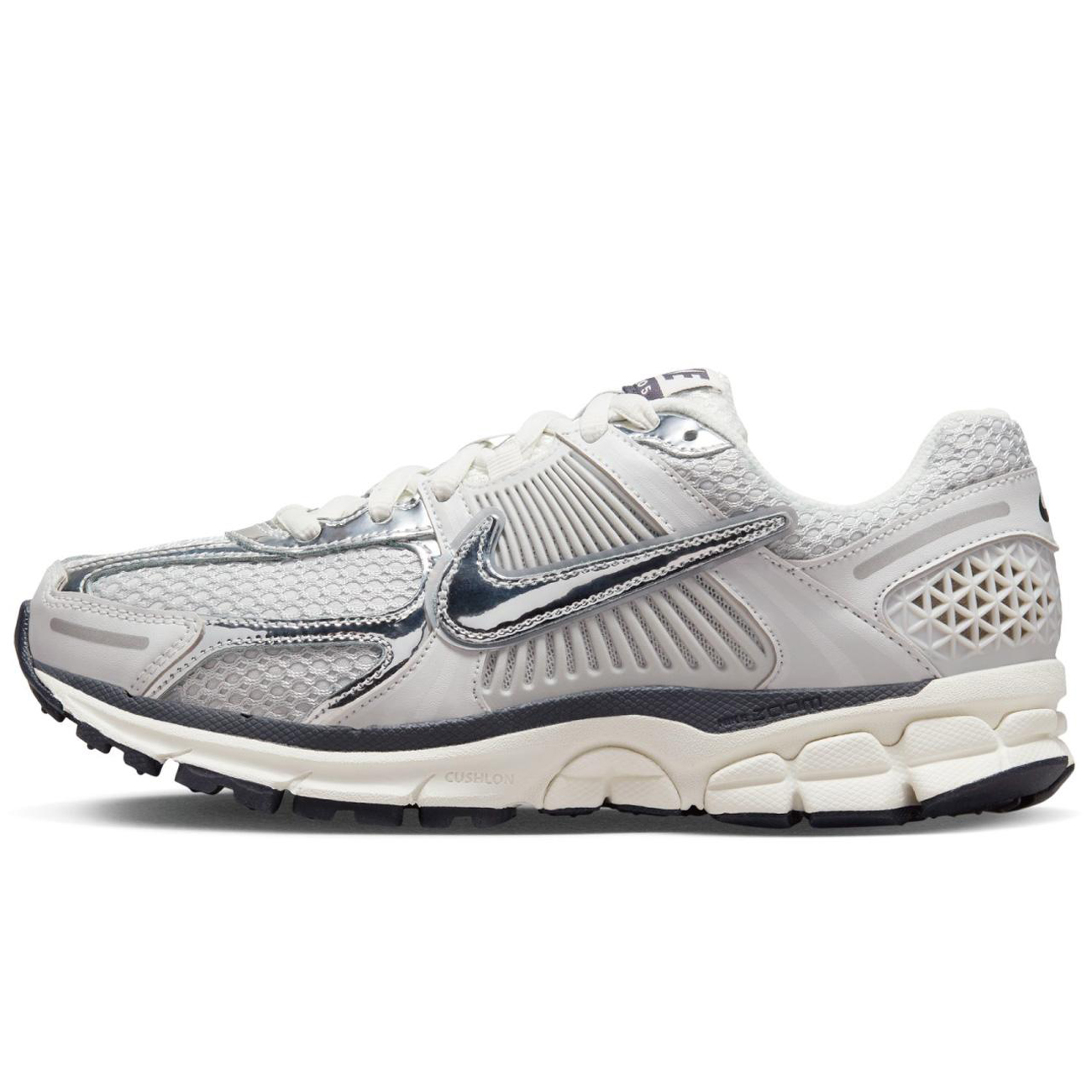 NIKE（ナイキ） 女性 レディース シューズ W ZOOM VOMERO 5 ウィメンズ