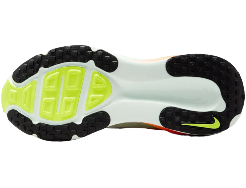 【NIKE】★ナイキ★Vomero 18★HM6803-300★ HM6803-300 Nike Vomero 18 Barely Green Hyper Crimson Barely