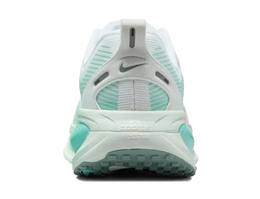 NIKE（ナイキ） 女性 レディース シューズ W VOMERO 18 ウィメンズ
