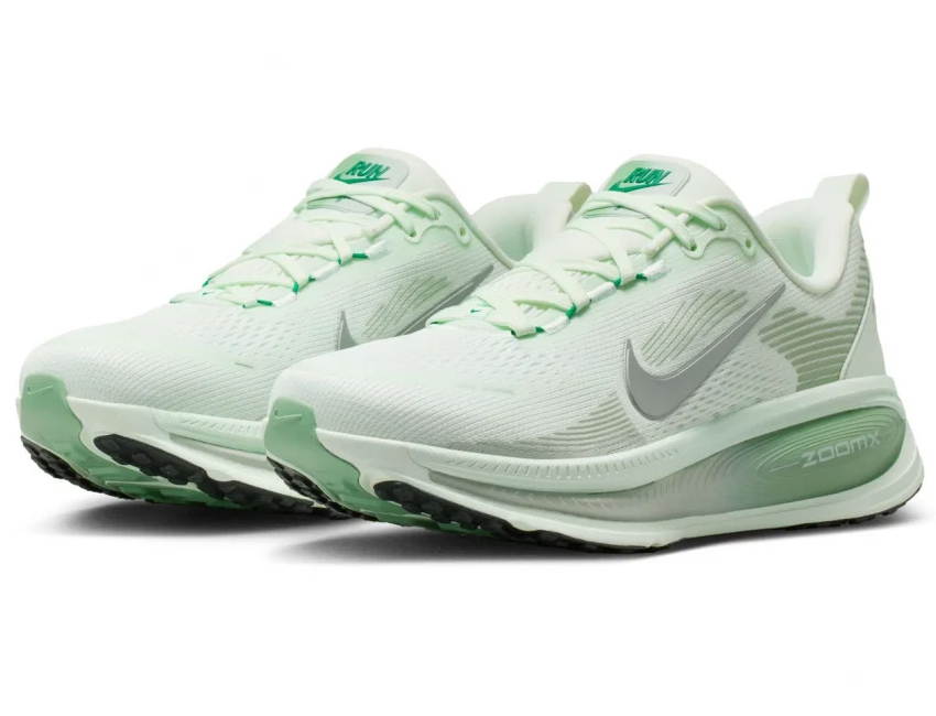 NIKE（ナイキ） 女性 レディース シューズ W VOMERO 18 ウィメンズ