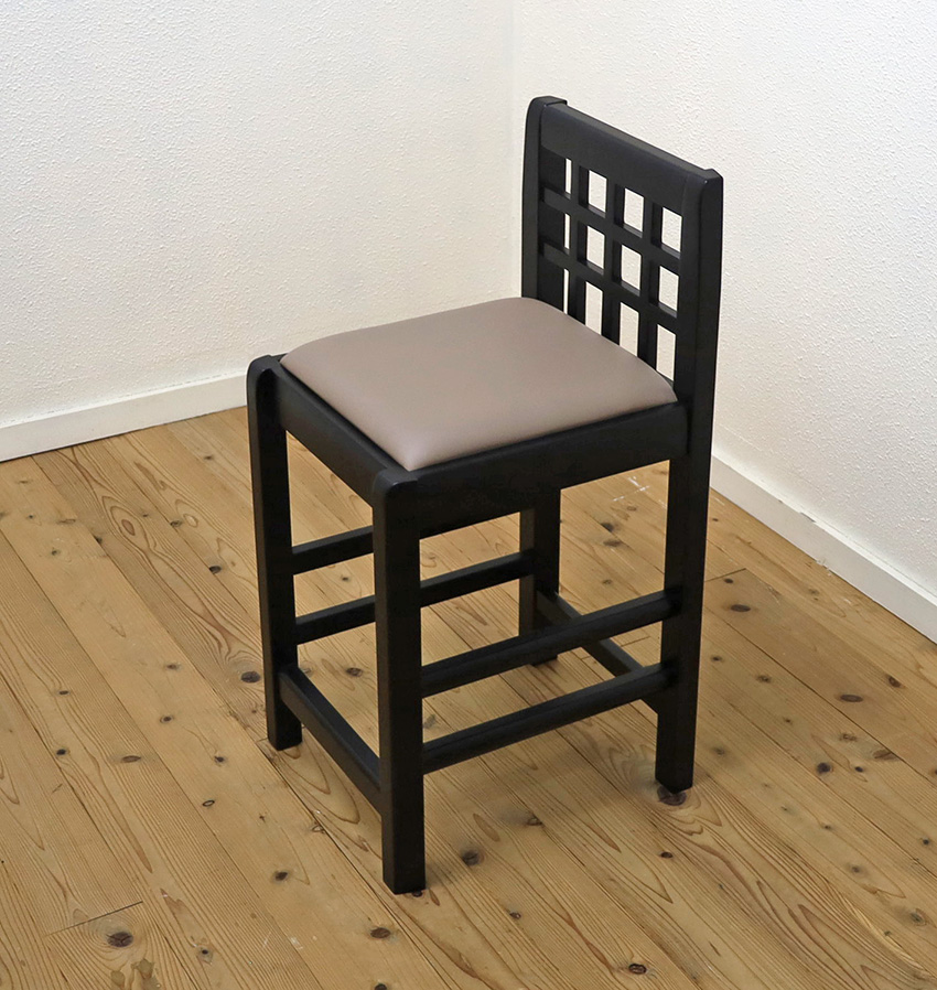 座面高55cm 飲食店用木製カウンター椅子 ブラック色 80-85cmの 